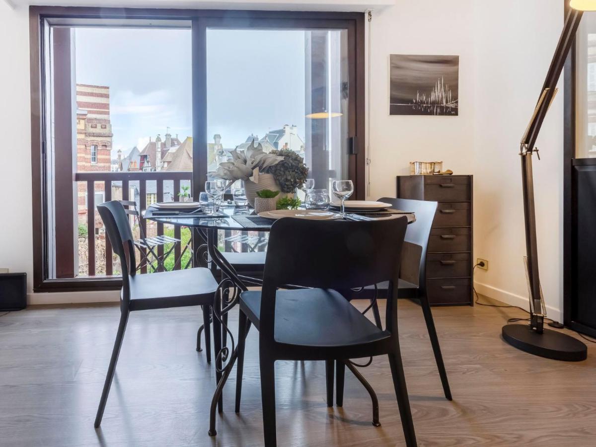 Apartment Jean Mermoz By Interhome Deauville Eksteriør billede
